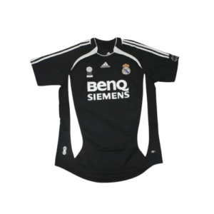 Camiseta Retro Real Madrid 2006/07